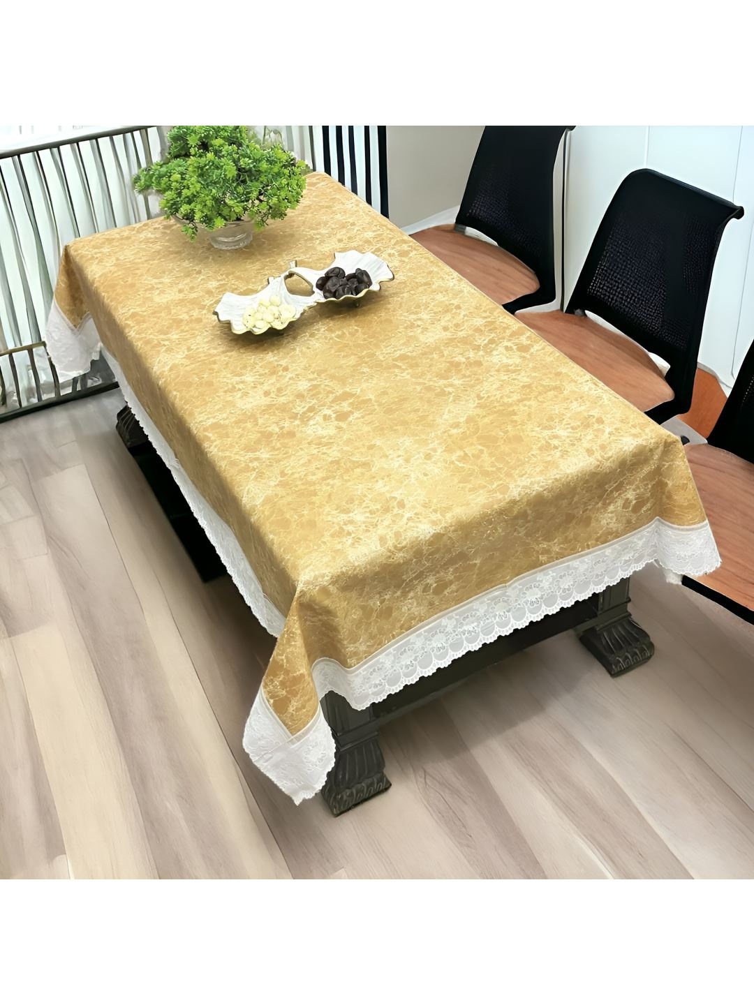 

CASA-NEST Gold-Toned Waterproof Plastic 8-Seater Table Cover