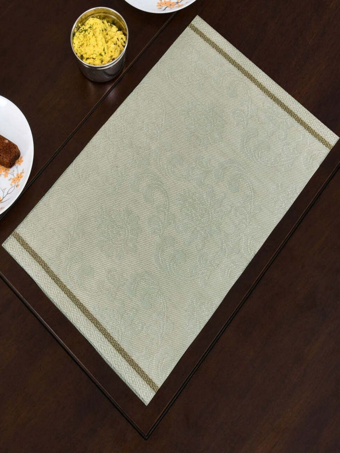 

Athome by Nilkamal 6-Pcs Beige Rectangular Table Placemats