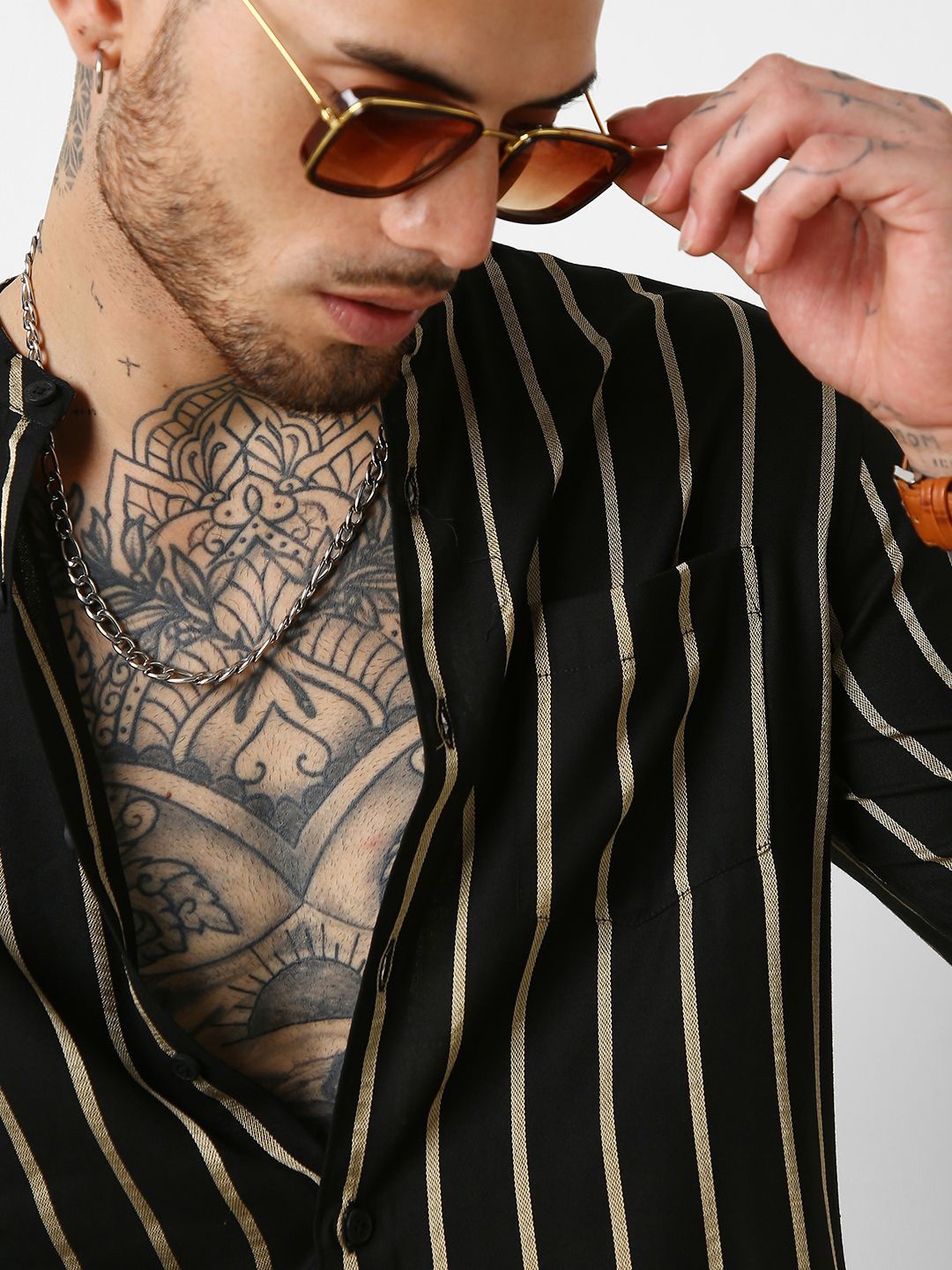 

VASTRADO Men Striped Shirt, Black