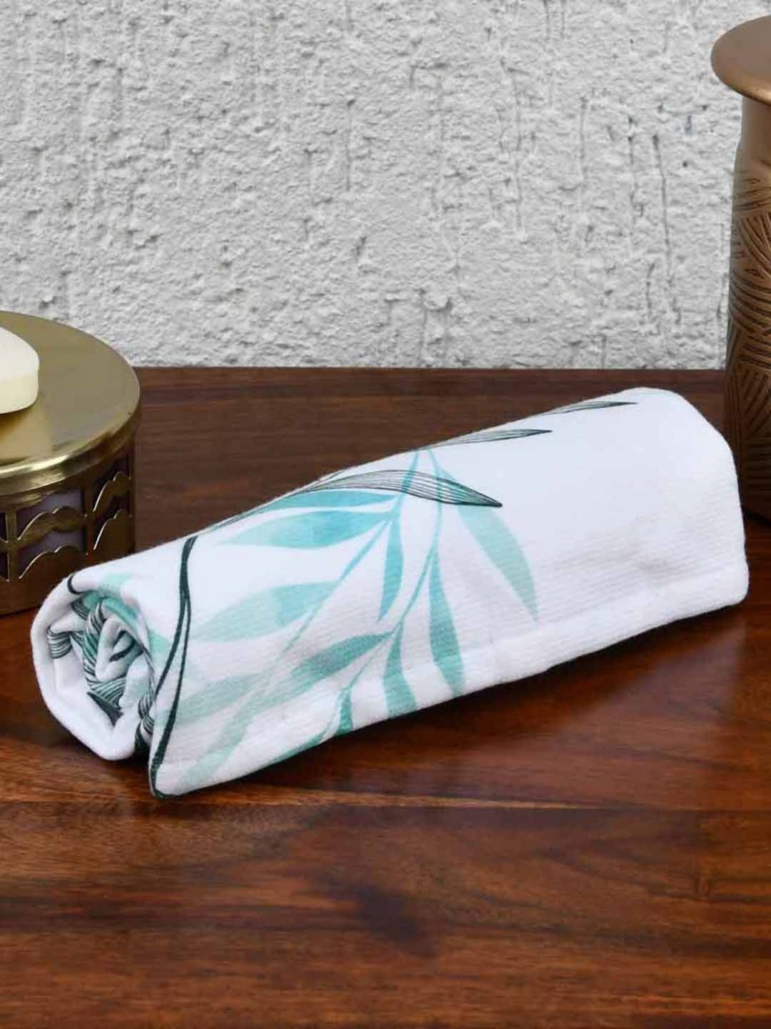 

Athome by Nilkamal White & Blue 250 GSM Hand Towel