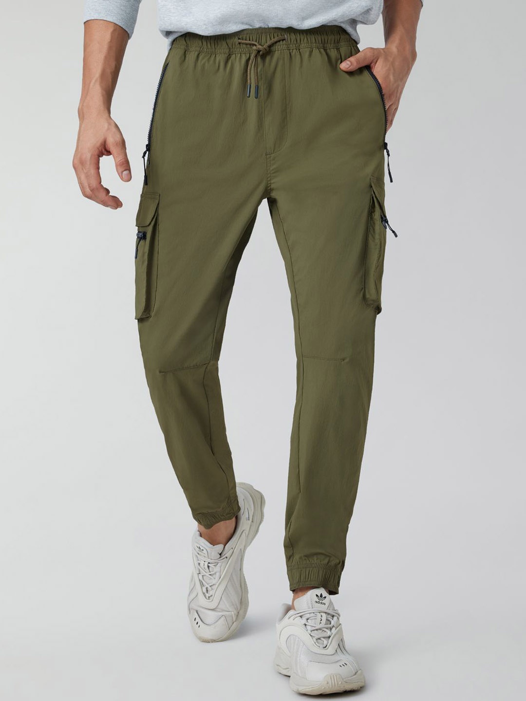 

XYXX Men Mid Rise Jogger, Olive