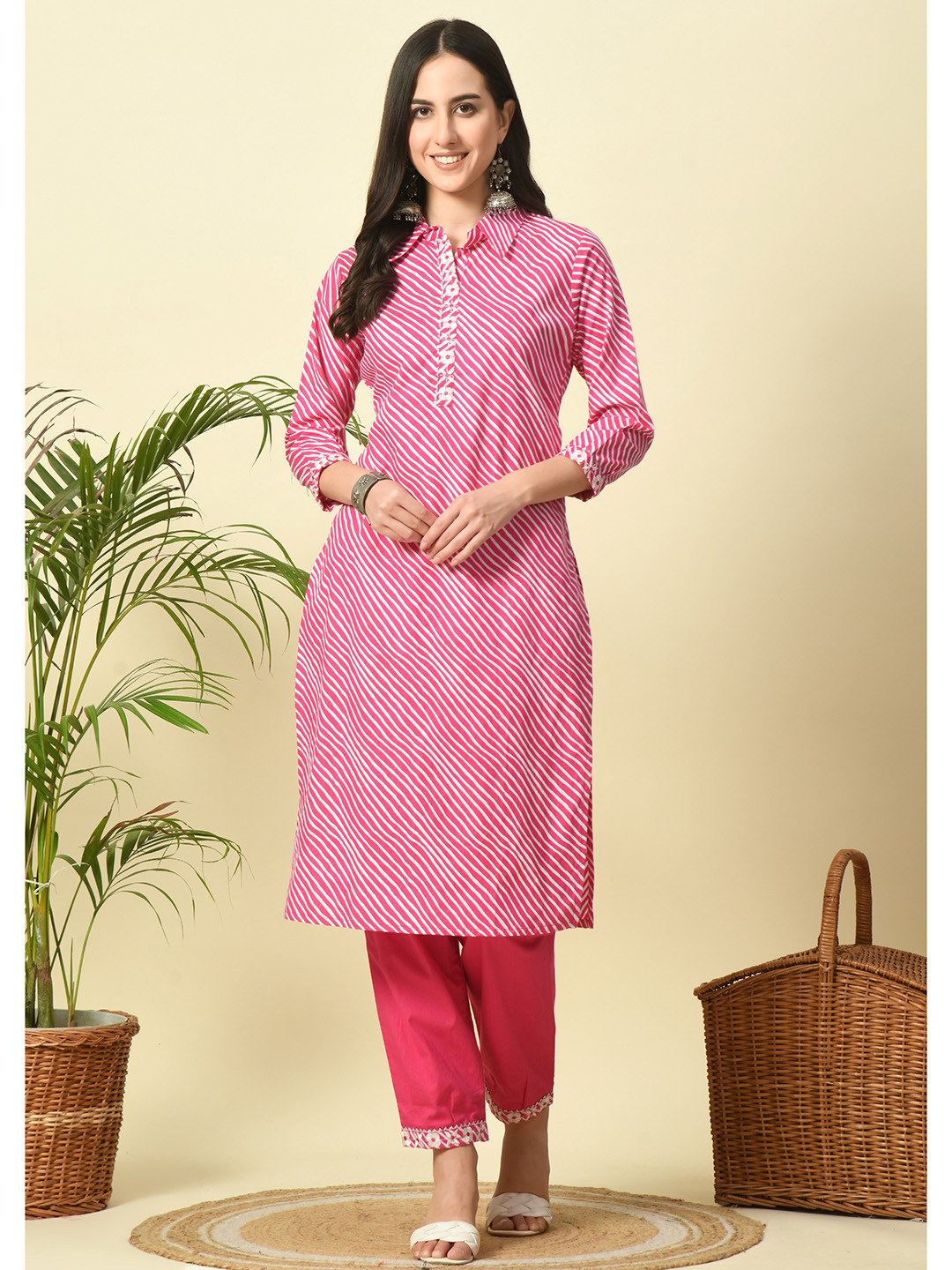

ETISHA Leheriya Printed Shirt Collar Pure Cotton Straight Kurta with Trousers, Pink