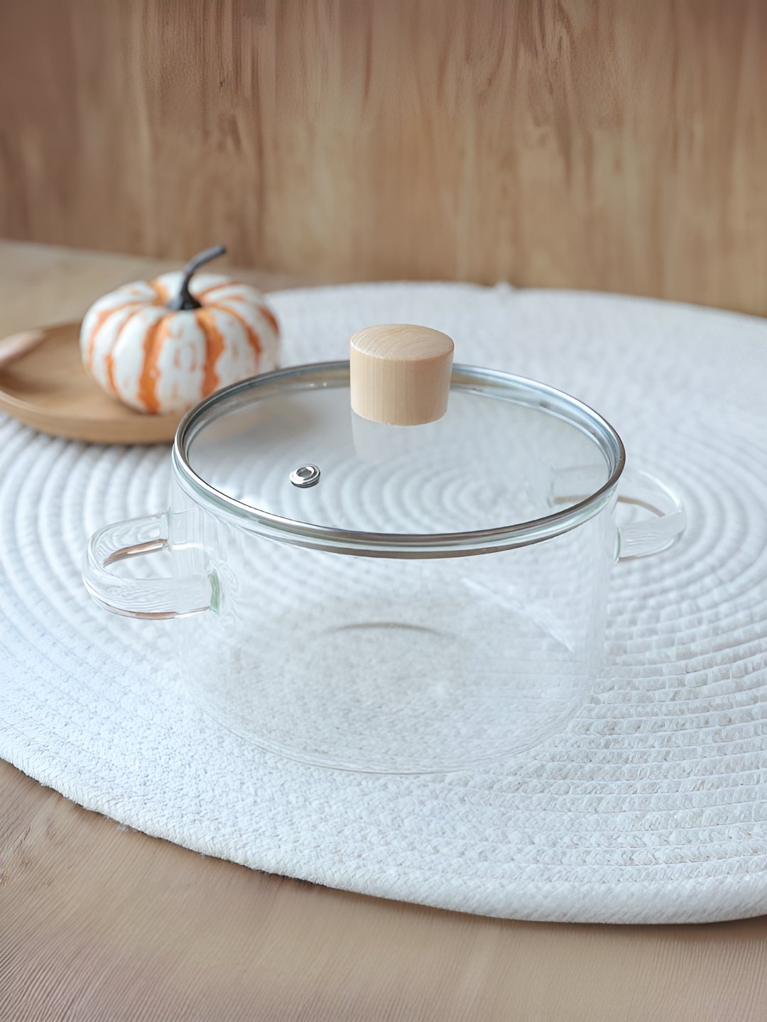 

The Better Home Transparent Glass Tope With Lid 1.45 L