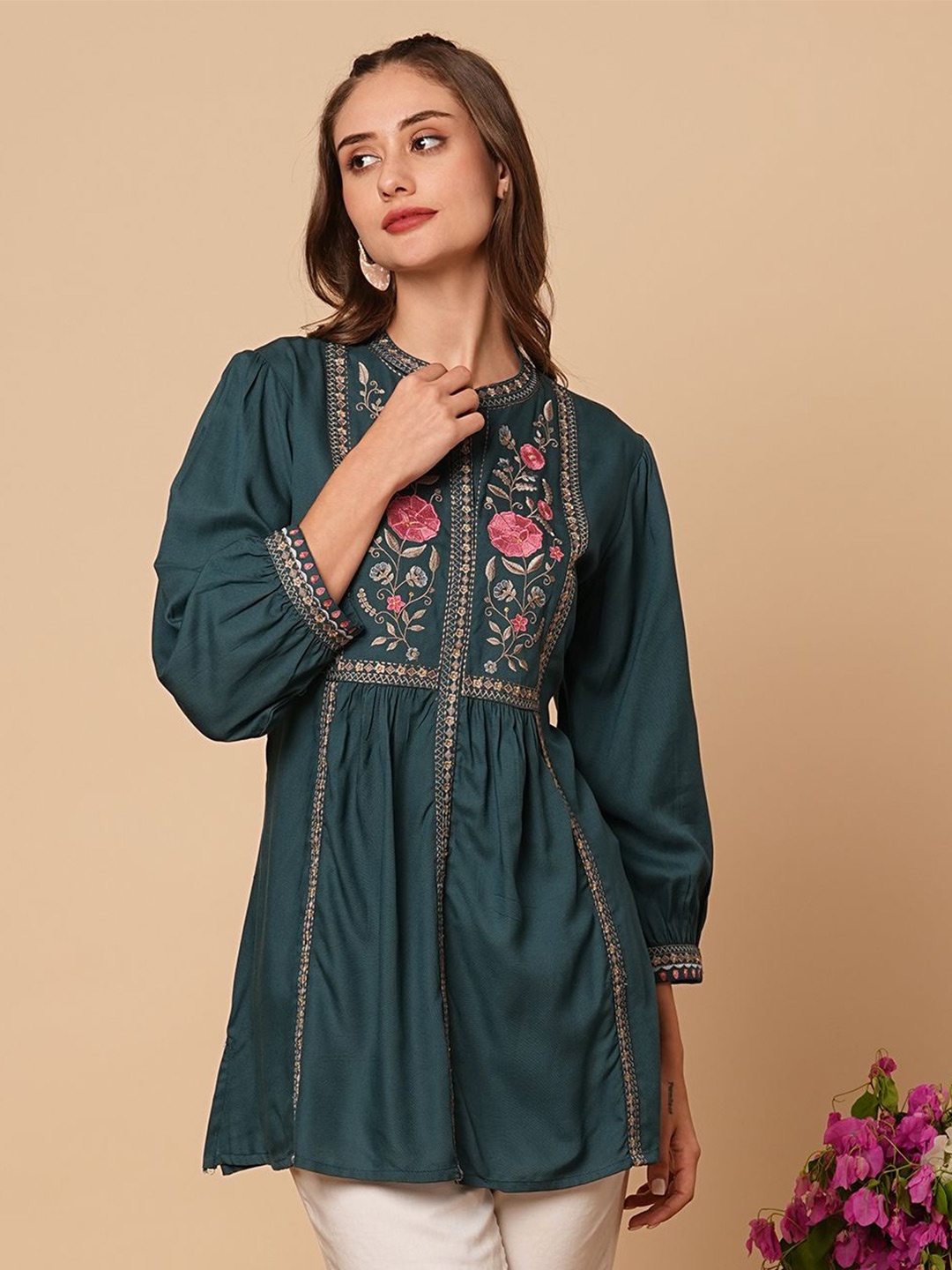 

FASHOR Floral Embroidered Thread Work Thread Work Pleated Kurti, Sea green
