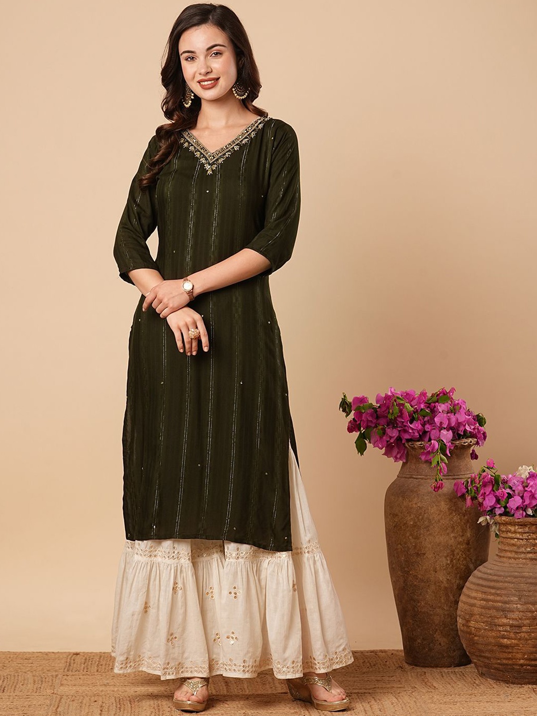 

FASHOR Women Striped Flared Sleeves Kurta, Olive