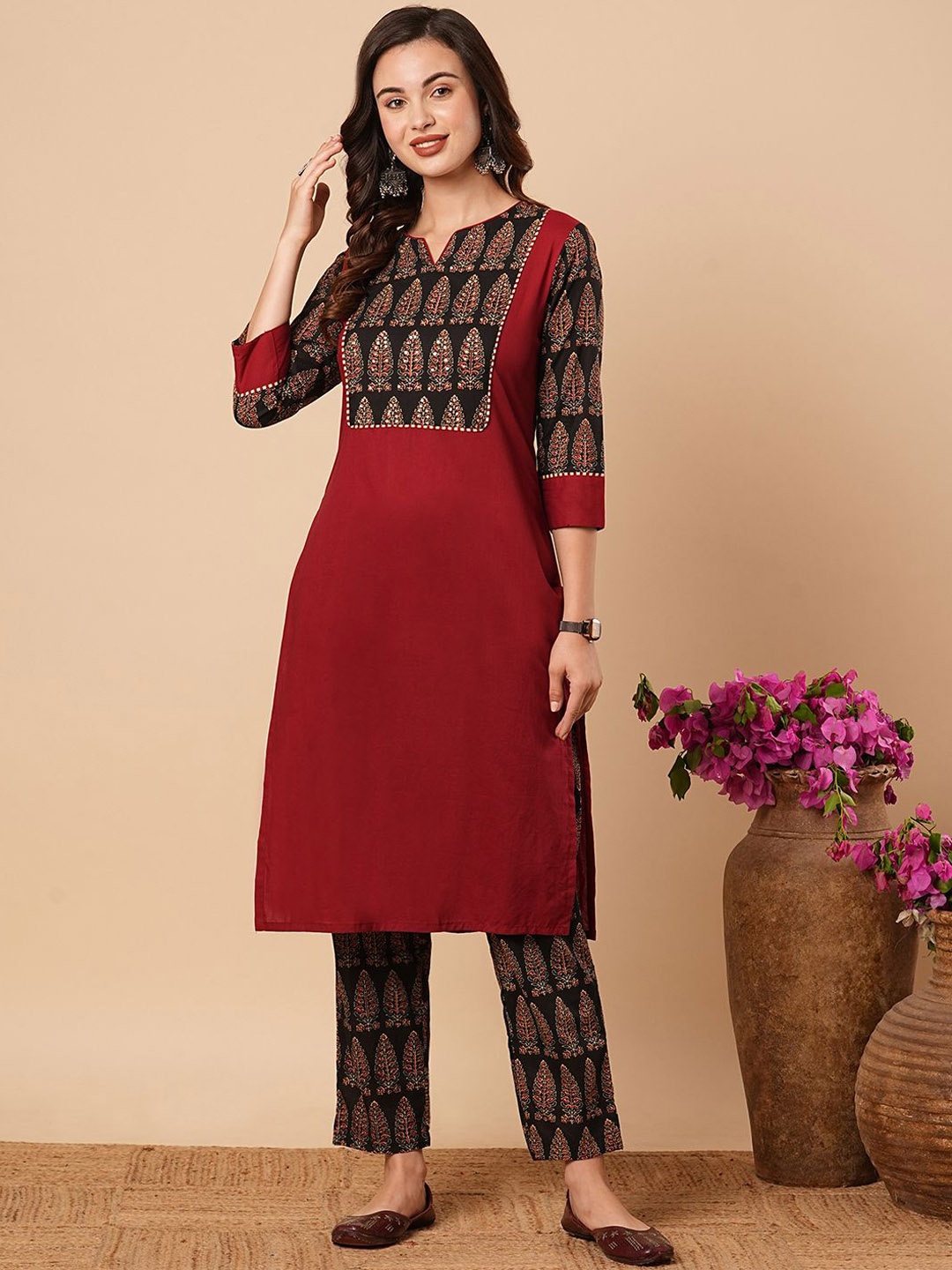 

FASHOR Women Ethnic Motifs Yoke Design Regular Thread Work Pure Cotton Kurta with Trousers, Red