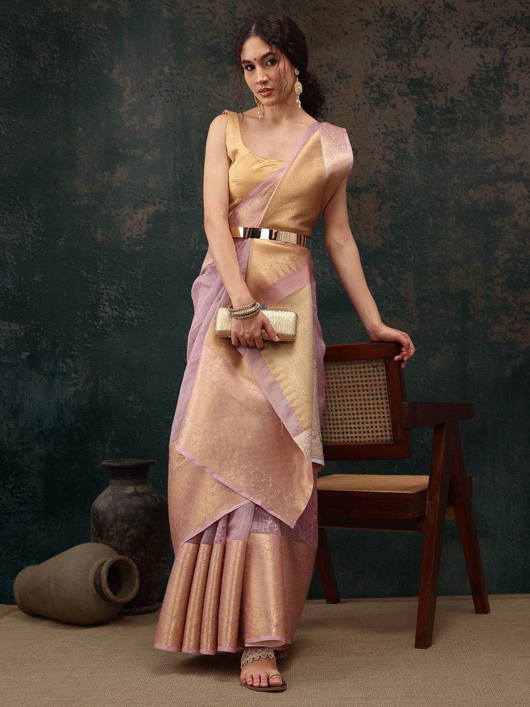 

Silk Land Floral Embroidered Woven Design Zari Silk Cotton Kota Saree, Pink