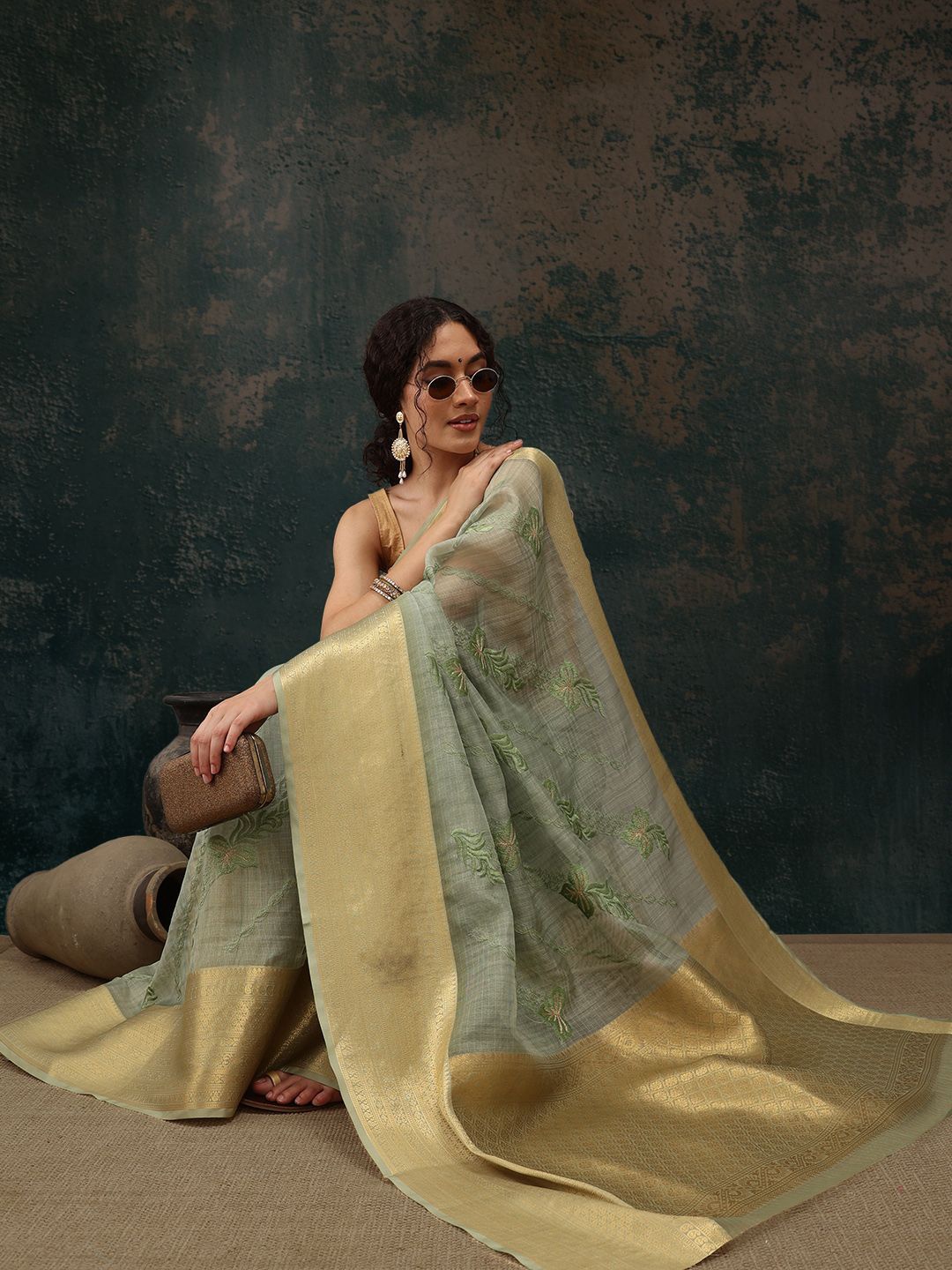 

Silk Land Floral Embroidered Woven Design Zari Silk Cotton Kota Saree, Green