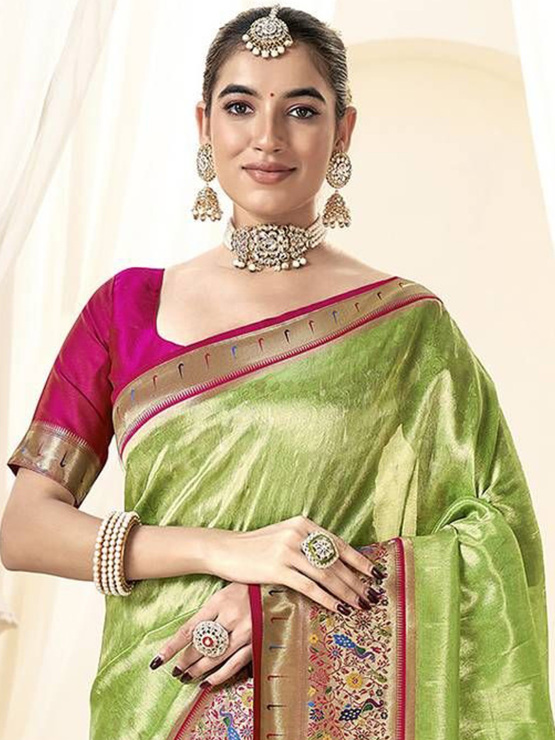 

KIMISHA Floral Zari Silk Blend Paithani Saree, Green