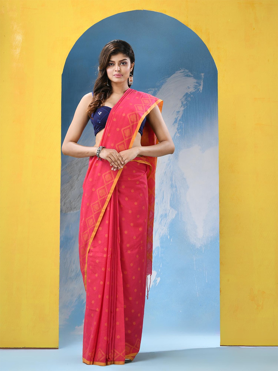 

Angoshobha Woven Design Zari Pure Cotton Saree, Pink