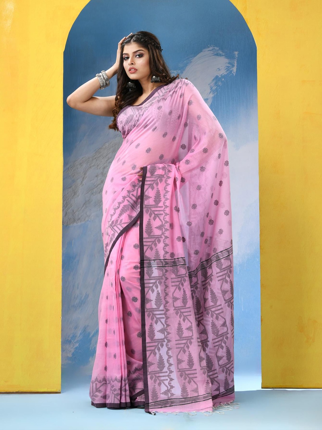 

Angoshobha Woven Design Sequinned Pure Cotton Saree, Pink