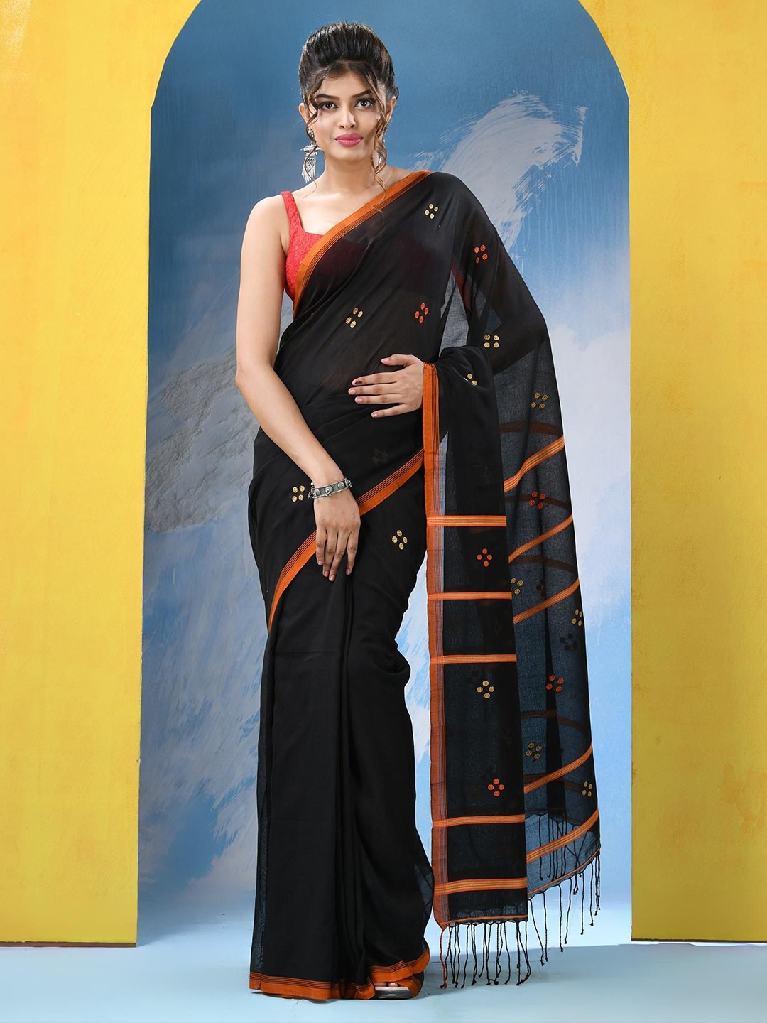 

Angoshobha Woven Design Pure Cotton Saree, Black