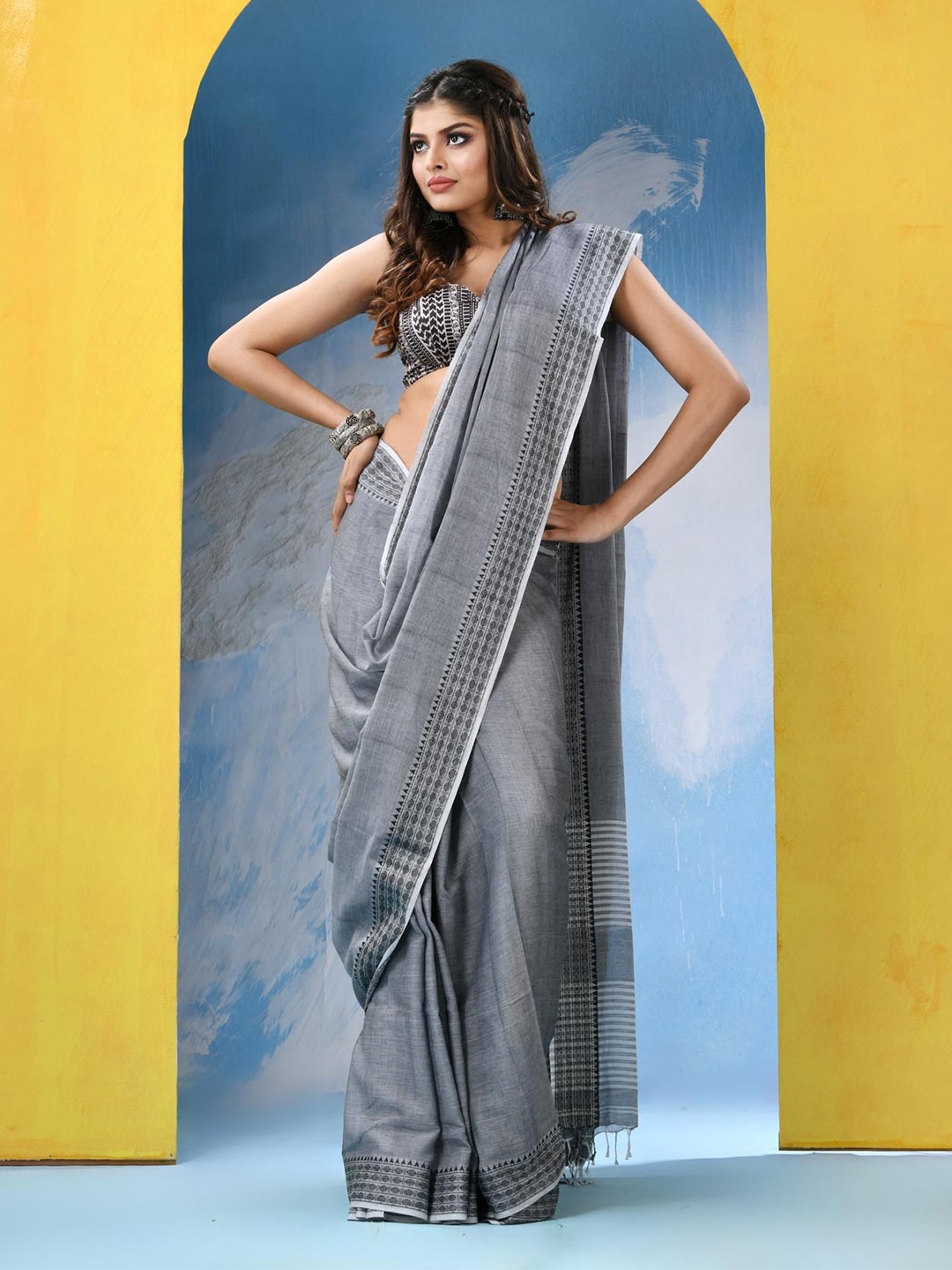

Angoshobha Pure Cotton Saree, Grey