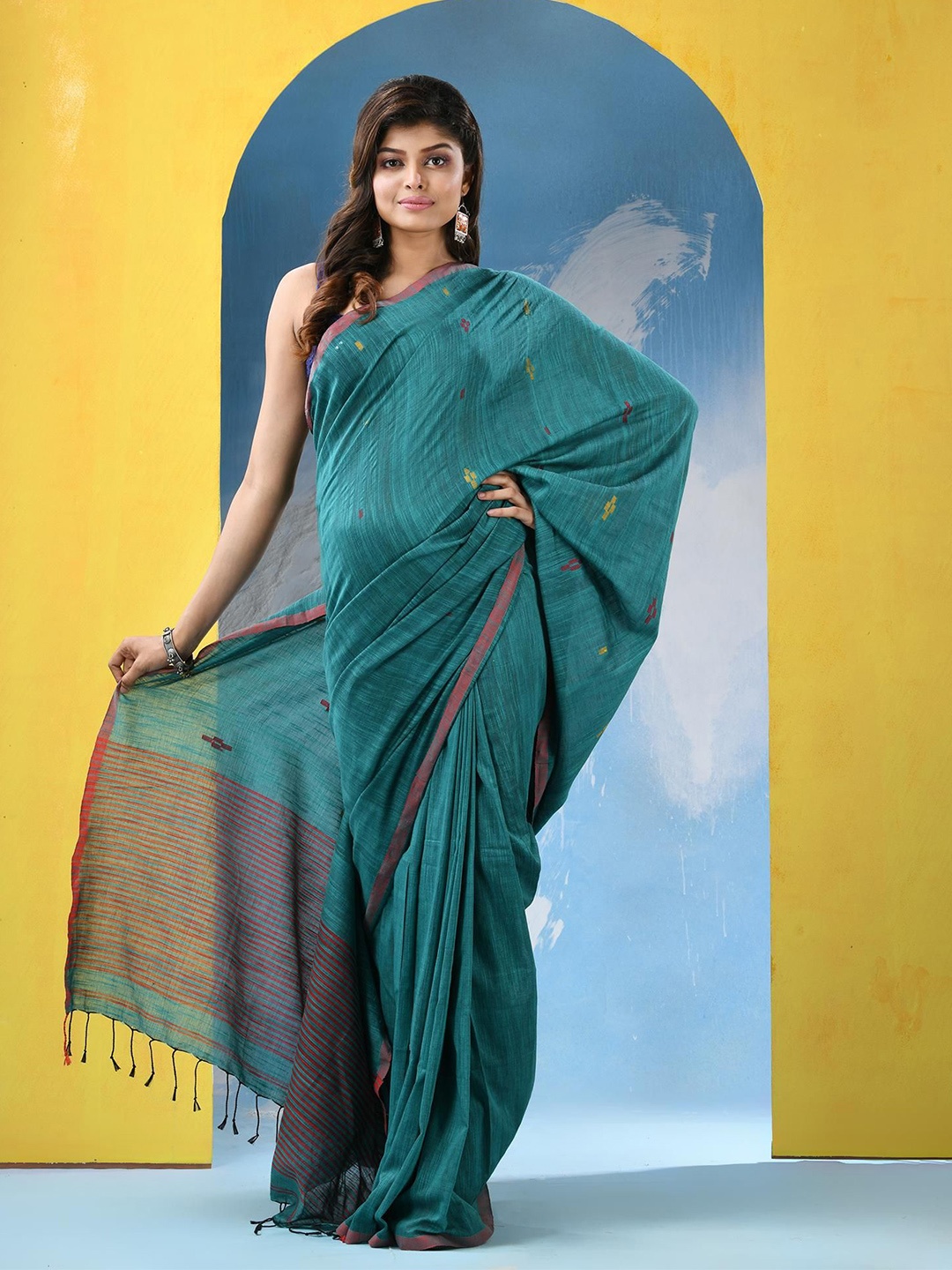 

Angoshobha Woven Design Pure Cotton Saree, Teal
