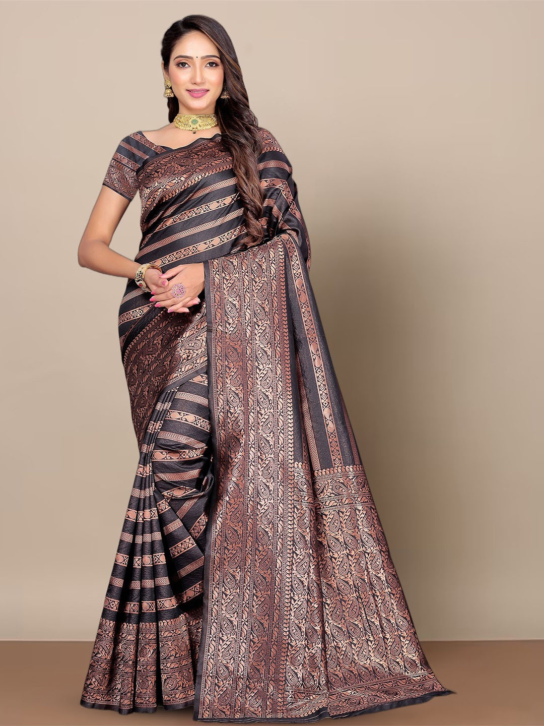 

BerMondsey Woven Design Zari Silk Blend Banarasi Saree, Black