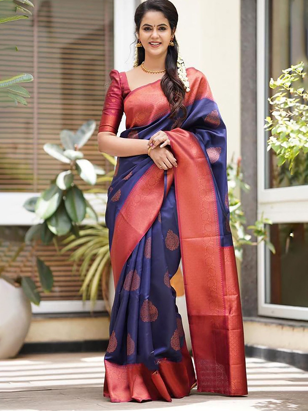 

BerMondsey Woven Design Zari Silk Blend Banarasi Saree, Navy blue
