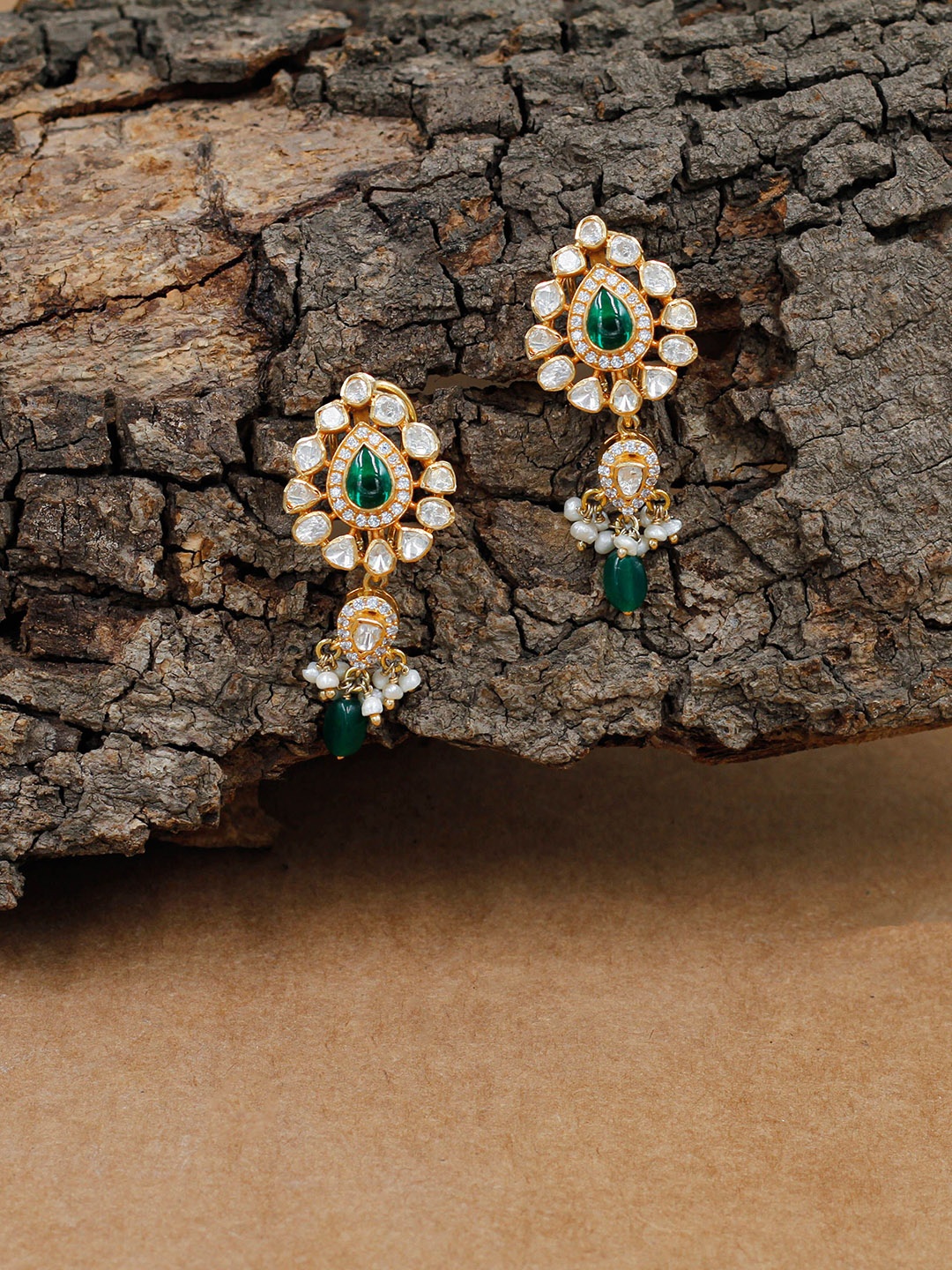 

SANGEETA BOOCHRA Teardrop Shaped Hoop Earrings, Gold