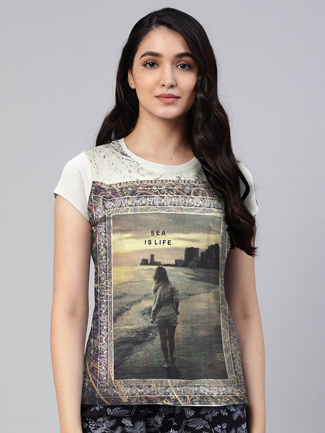 

LYRA Women Printed Extended Sleeves T-shirt, Off white