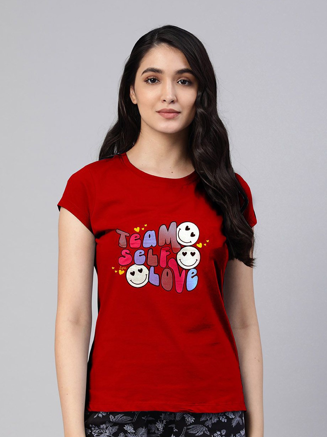 

LYRA Women Floral Printed T-shirt, Red
