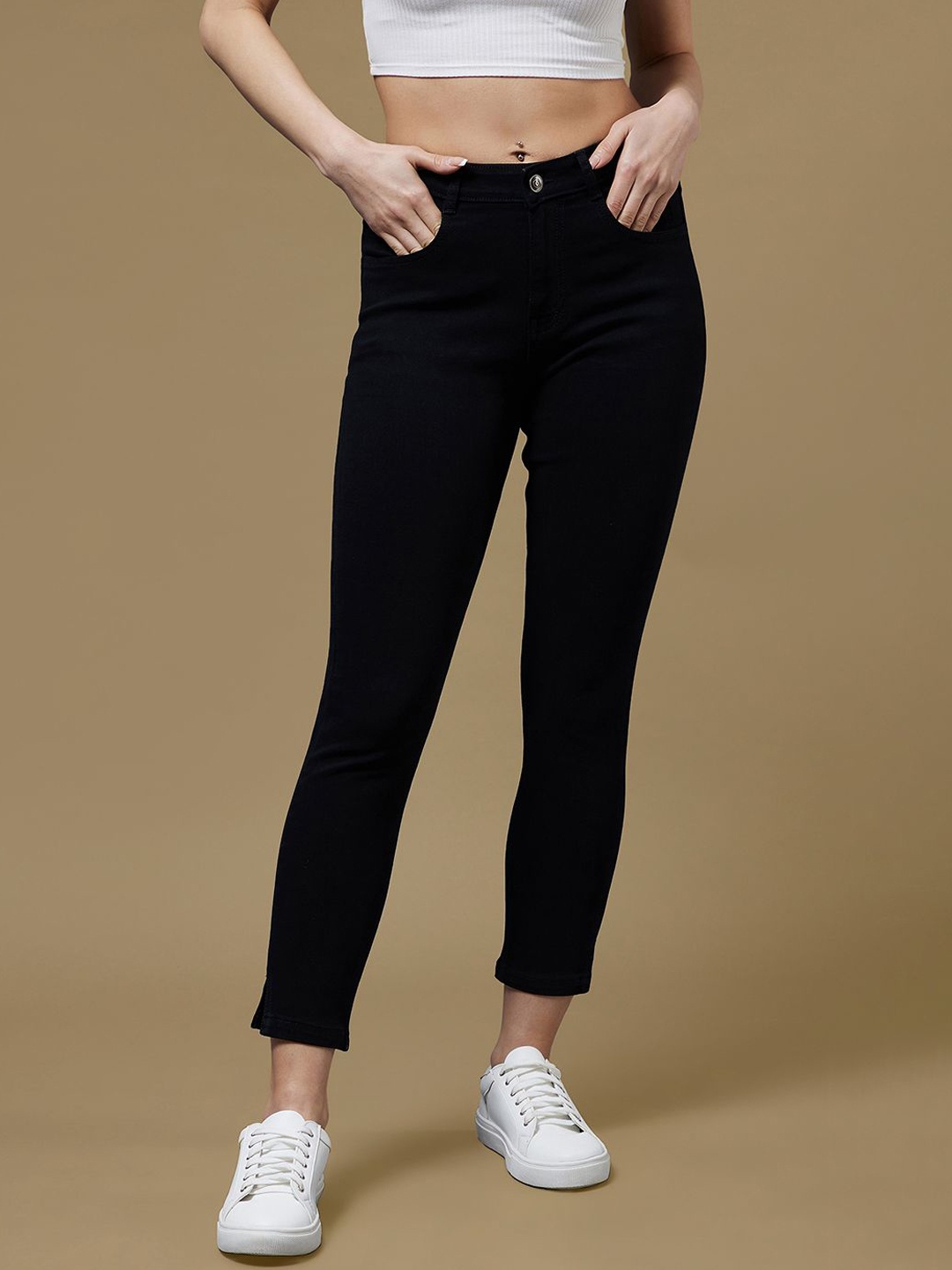 

DOLCE CRUDO Women Skinny Fit High-Rise Slash Knee Stretchable Jeans, Black