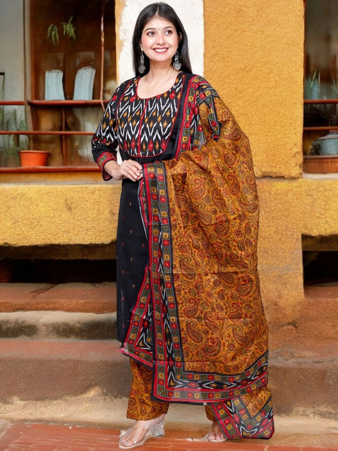 

Jevi Prints Women Ethnic Motifs Printed Regular Pure Cotton Kurta with Patiala & With Dupatta, Black