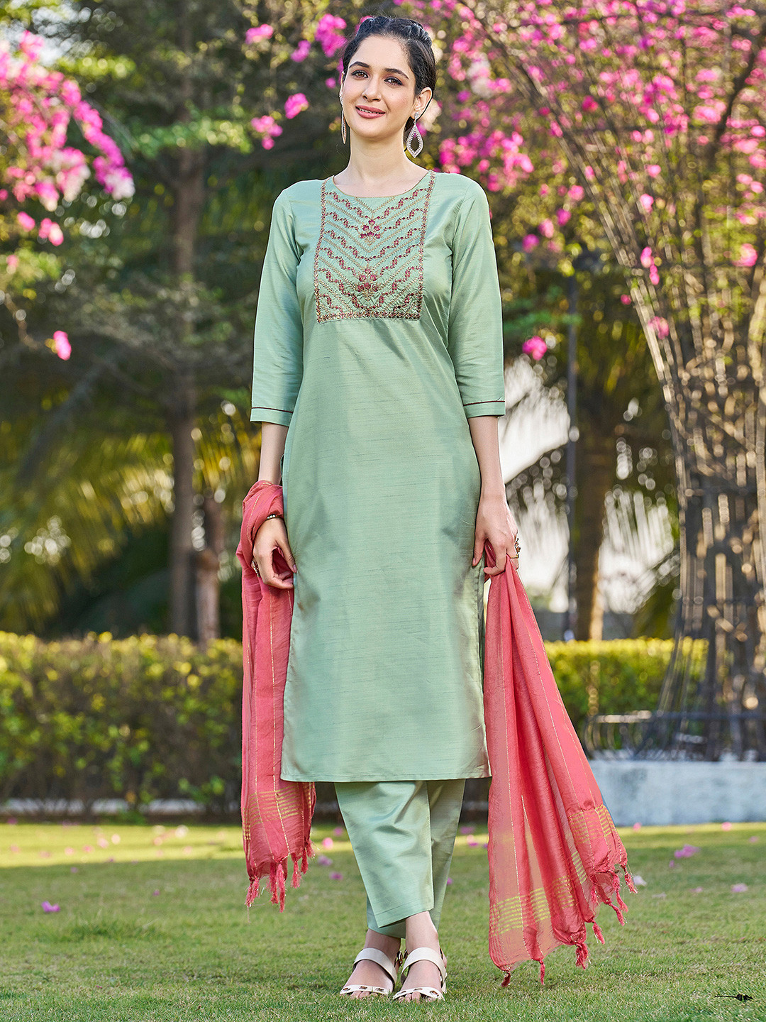 

KALINI Ethnic Motifs Yoke Design Thread Work Art Silk Straight Kurta & Trousers & Dupatta, Green