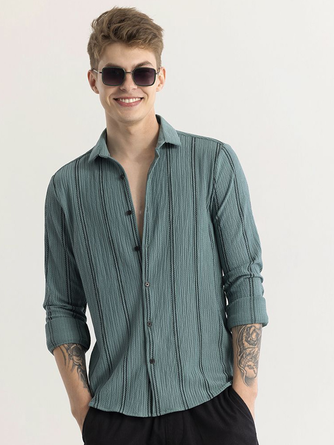 

Snitch Men Classic Slim Fit Opaque Striped Casual Shirt, Green