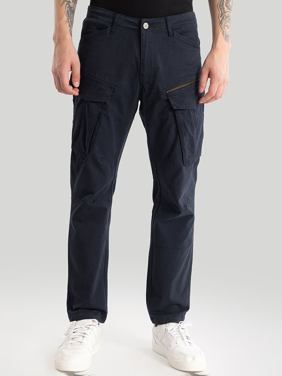 

Snitch Men Relaxed Loose Fit Cargos Trousers, Navy blue