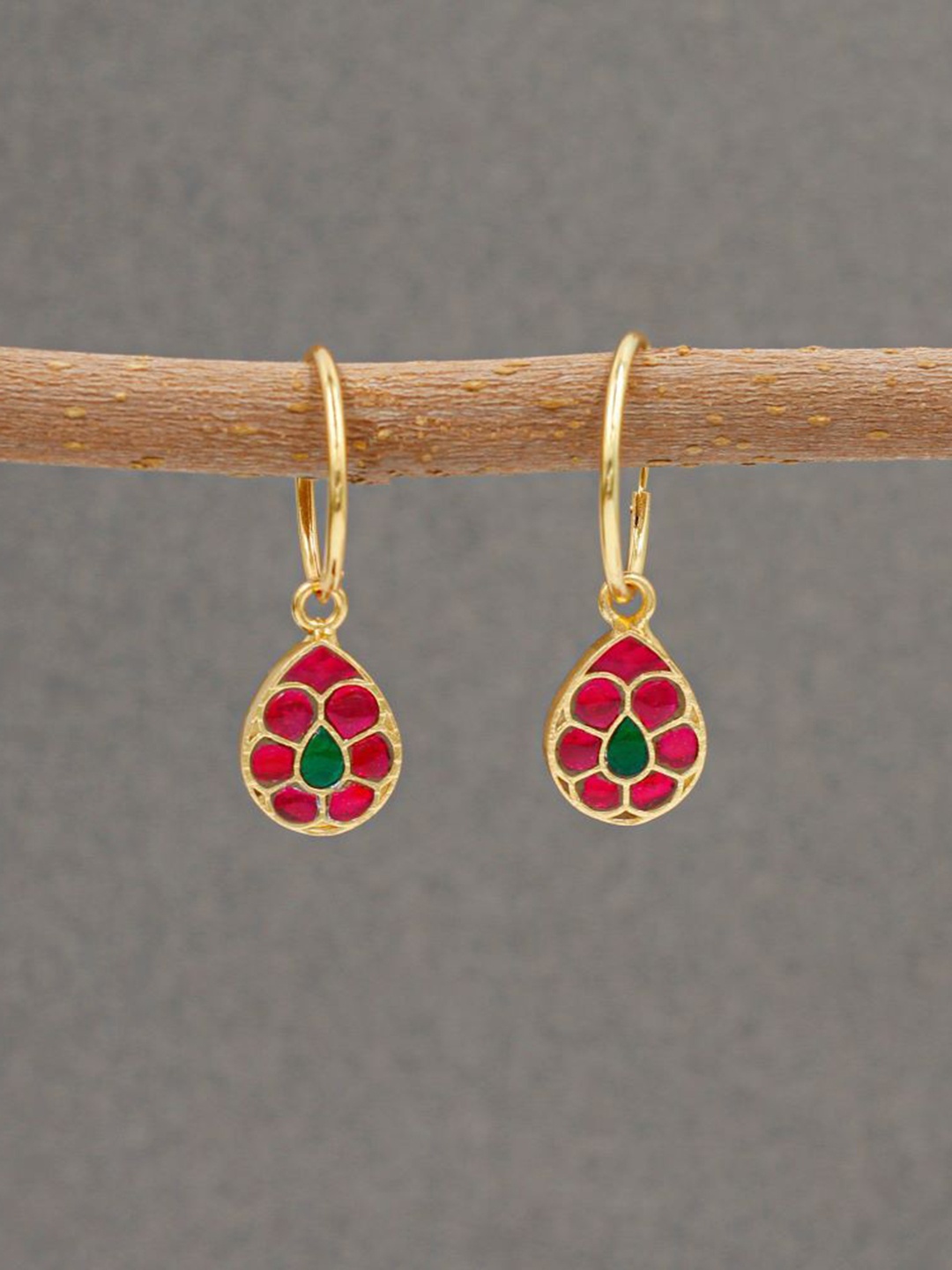 

SANGEETA BOOCHRA Circular Drop Earrings, Red