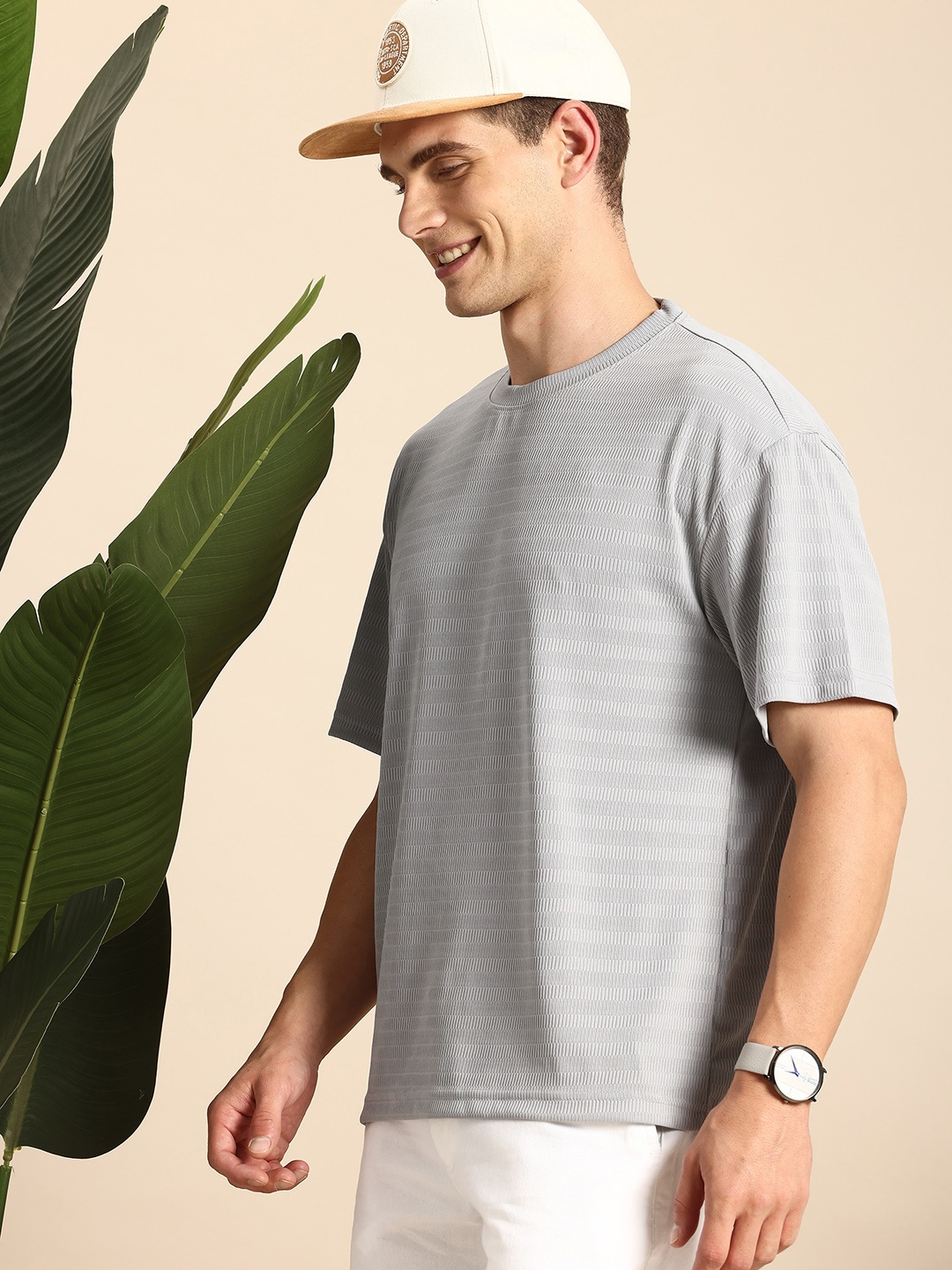 

Mast & Harbour Men Self Design Drop-Shoulder Sleeves Relaxed Fit Anti Odour T-shirt, Grey