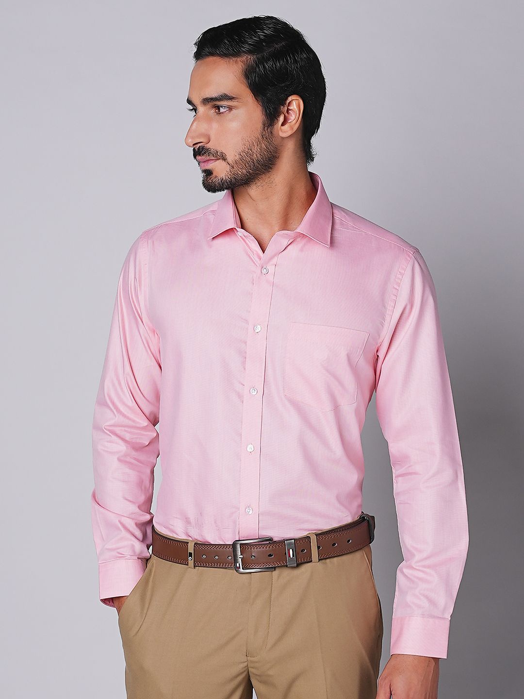 

Oxemberg Men Slim Fit Opaque Formal Shirt, Peach