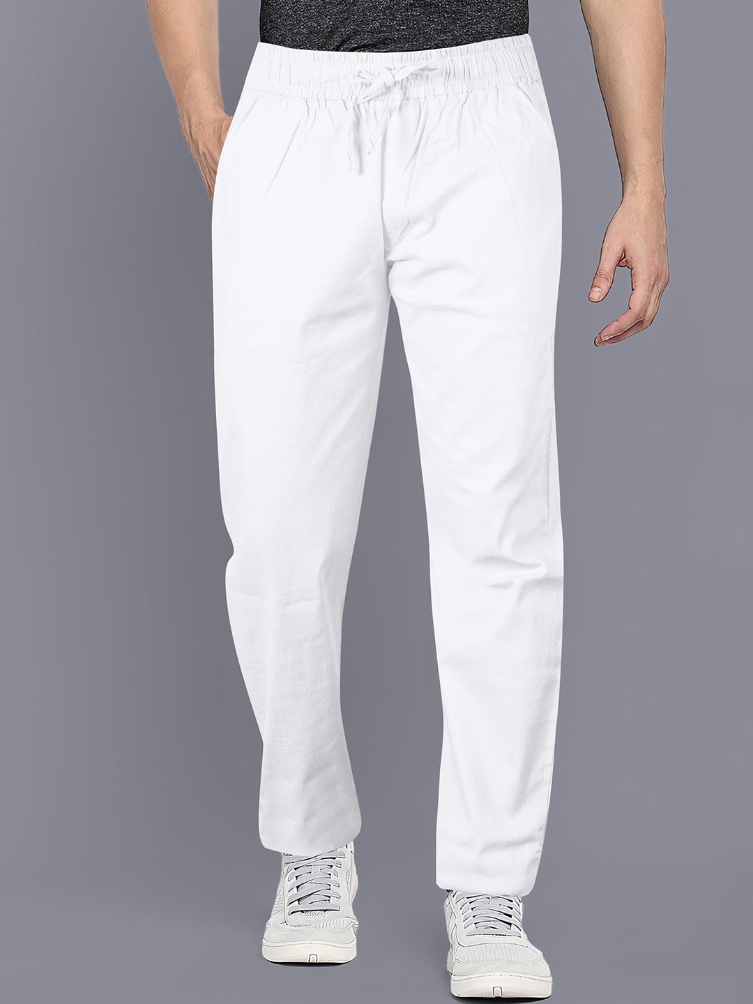 

Jb Just BLACK Men Relaxed Loose Fit Trousers, White