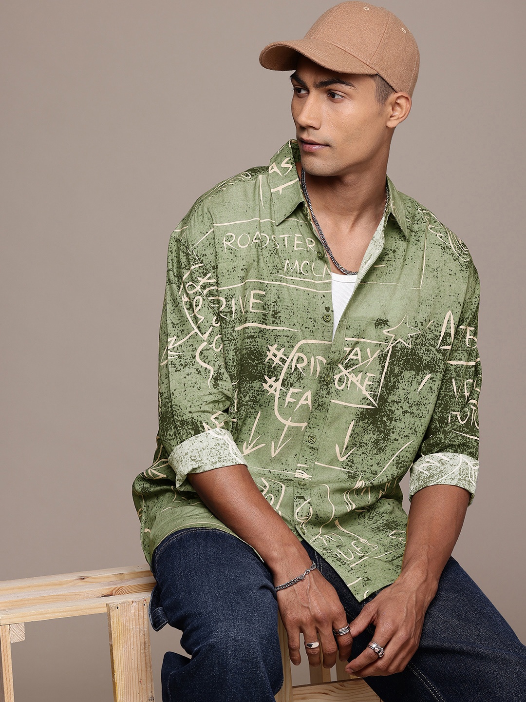 

The Roadster Life Co. Drop-Shoulder Sleeves Relaxed Fit Typography Printed Casual Shirt, Green