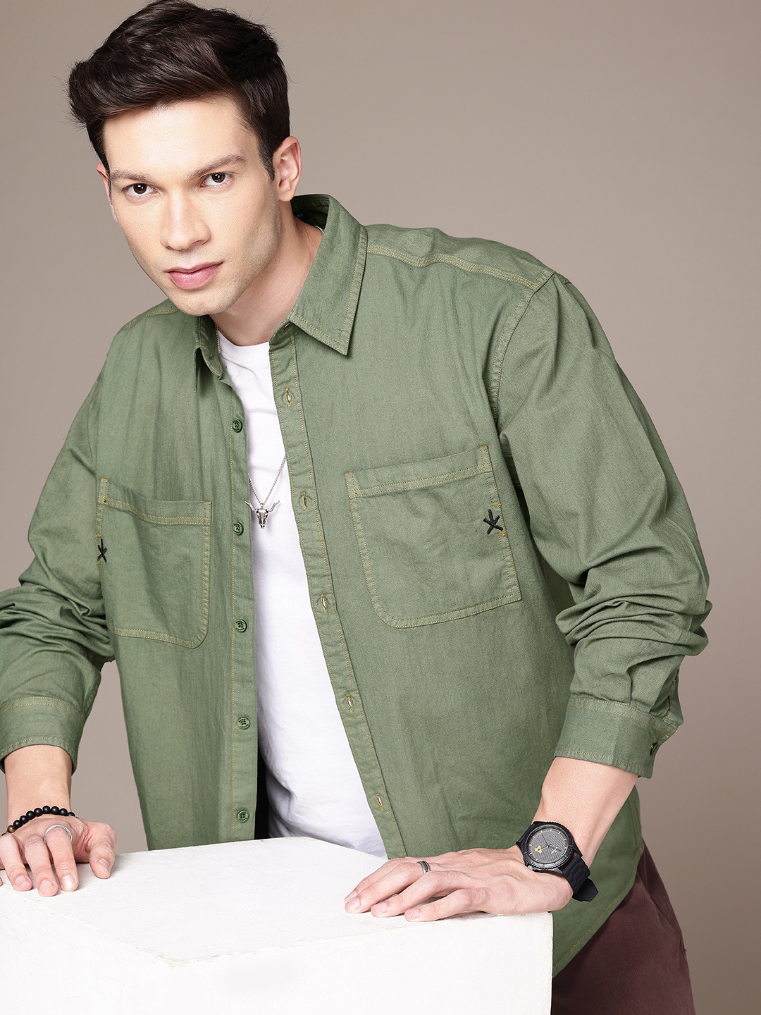 

The Roadster Life Co. Pure Cotton Relaxed Fit Solid Casual Shirt, Olive