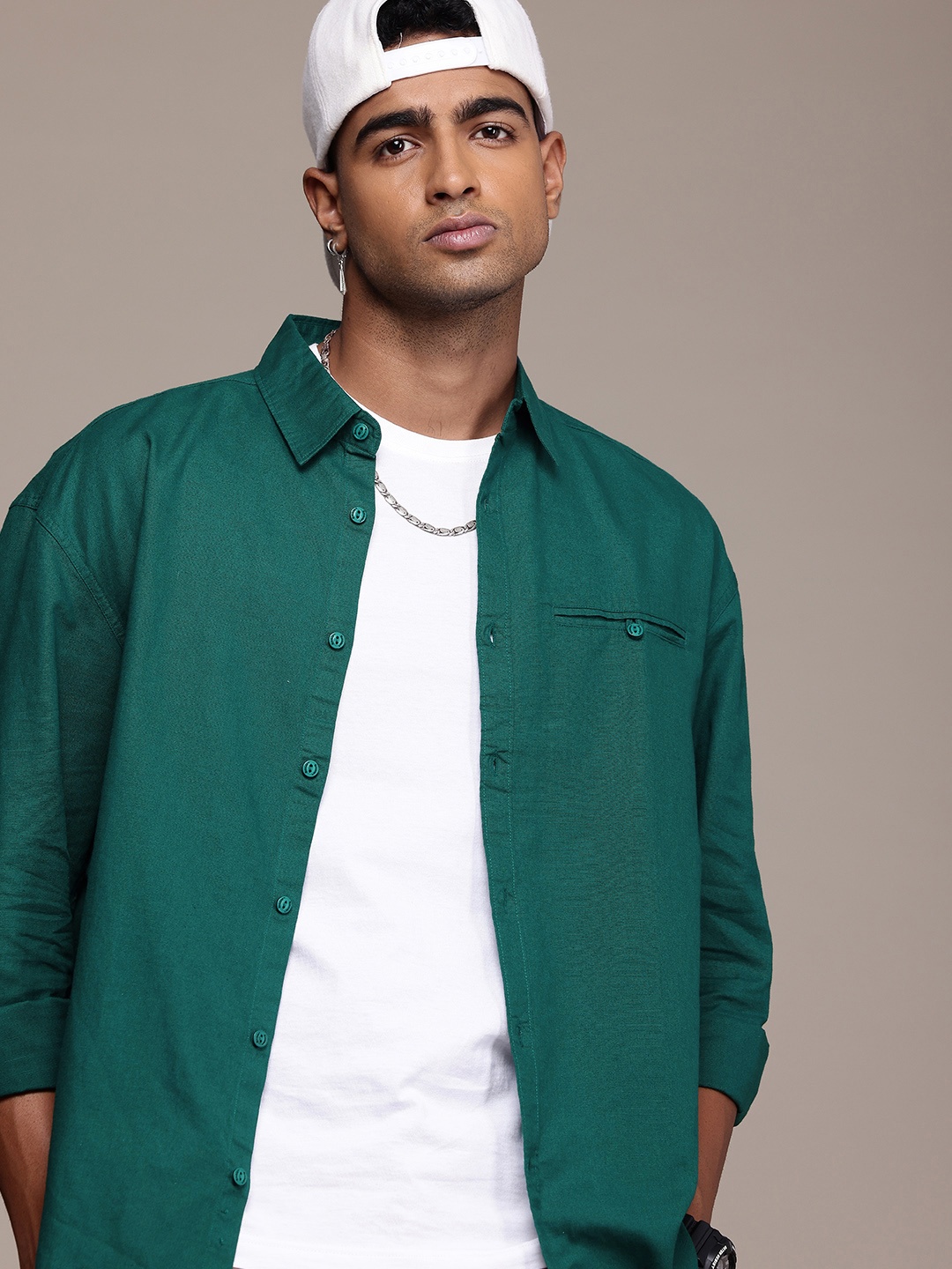 

The Roadster Life Co. Pure Cotton Relaxed Fit Casual Shirt, Green