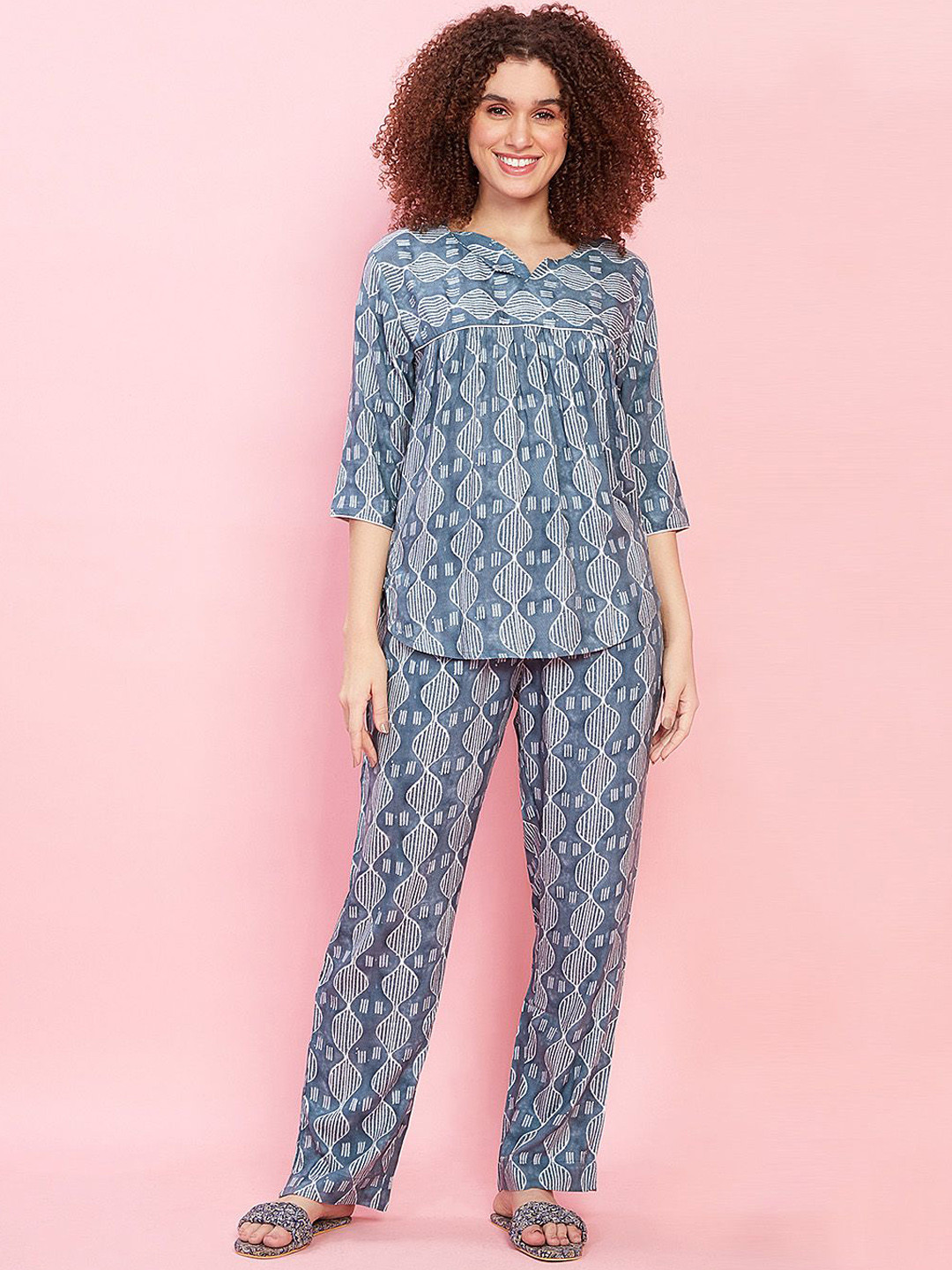 

evolove Women Printed Night suit, Grey