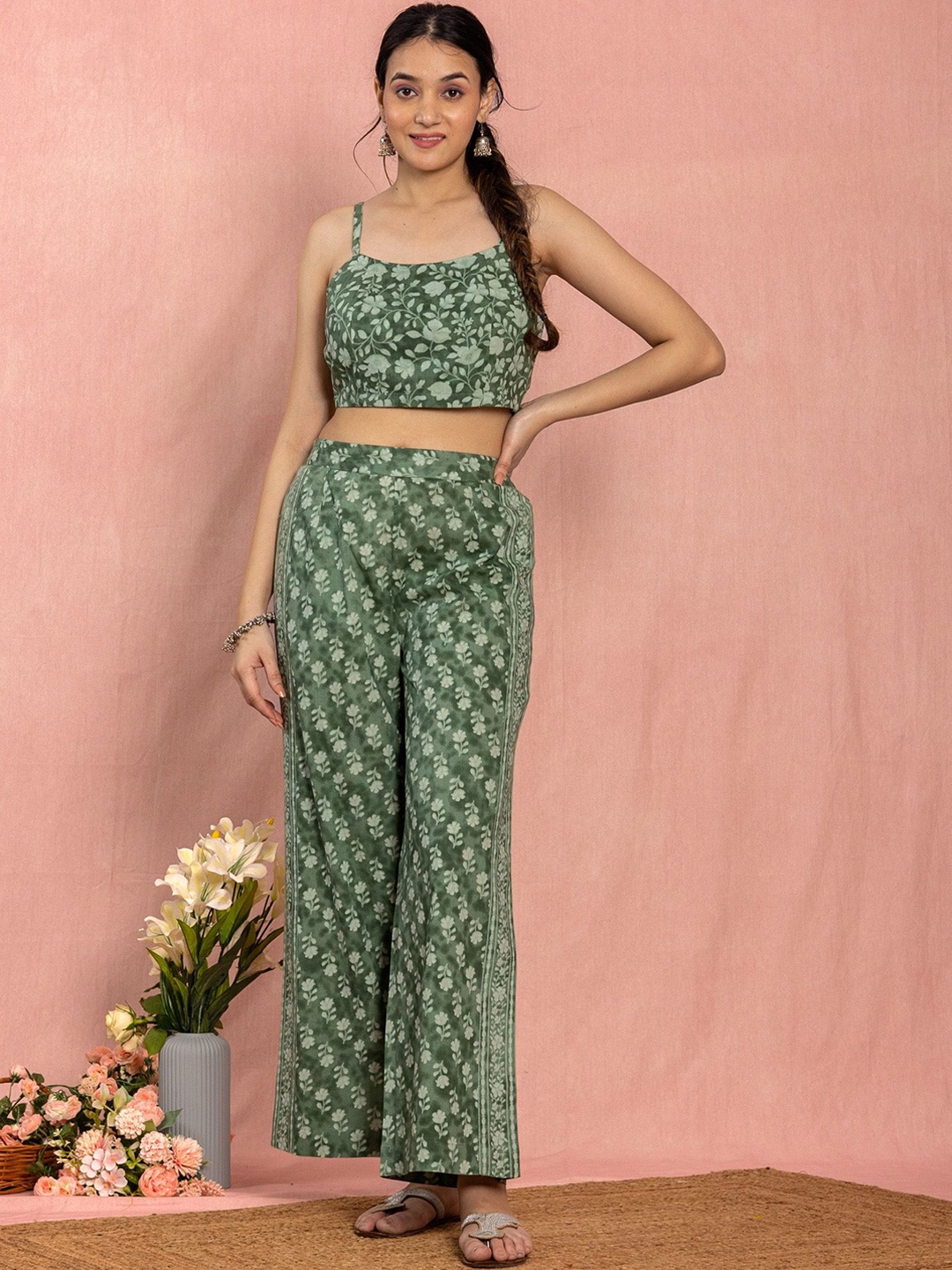 

HERE&NOW Printed Top Blazer With Palazzo Co-Ords, Green