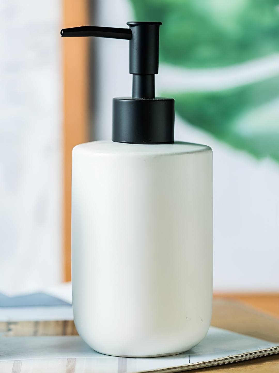 

Kuber Industries White & Black Solid Ceramic Soap Dispenser