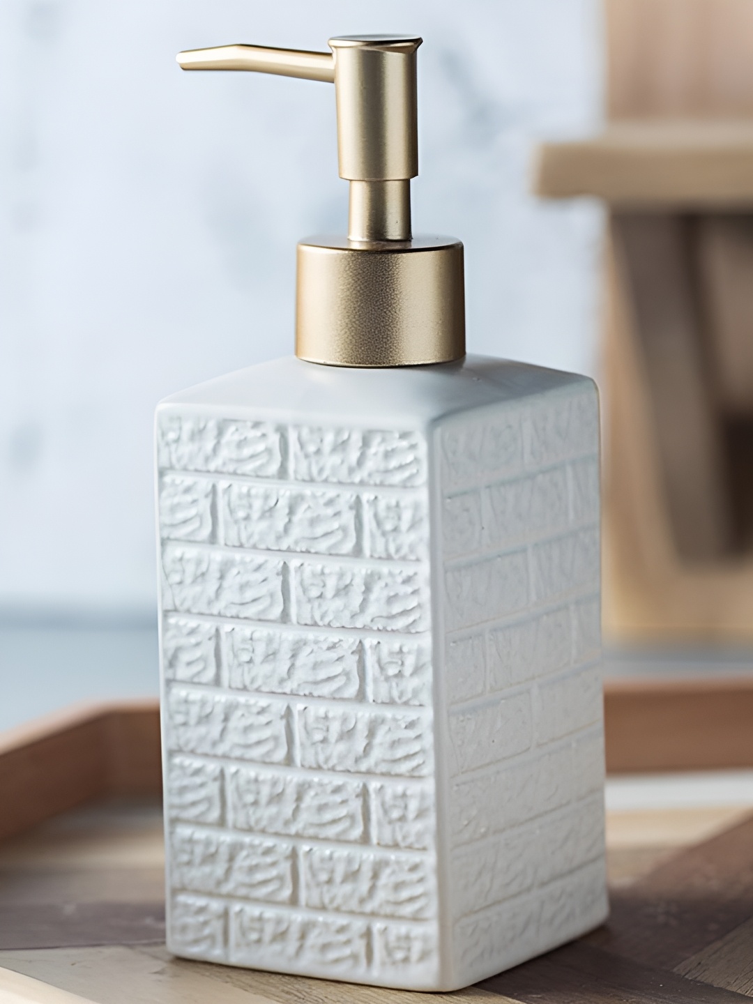 

Kuber Industries White Textured Ceramic Soap Dispenser