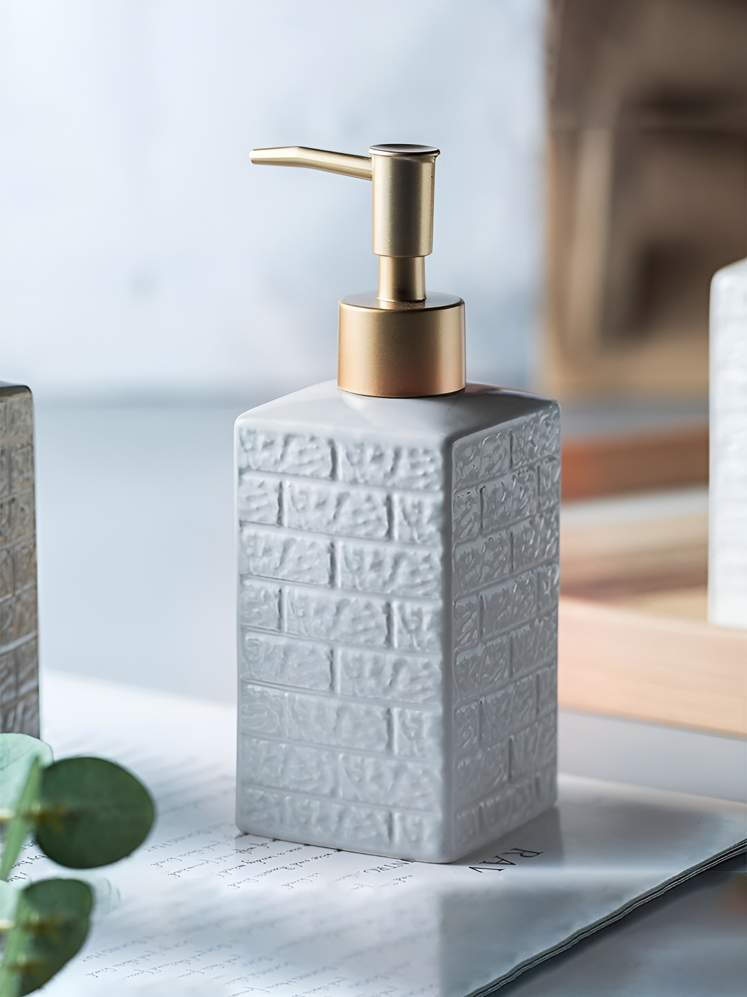 

Kuber Industries Grey Textured Ceramic Soap Dispenser