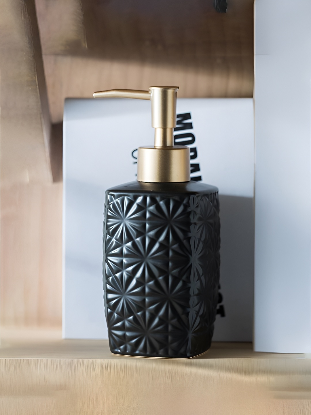 

Kuber Industries Black & Gold-Toned Geometric Ceramic Soap Dispenser