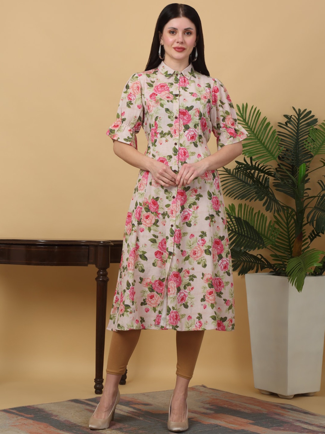 

KALINI Women Floral Printed Sequinned Kurta, Beige