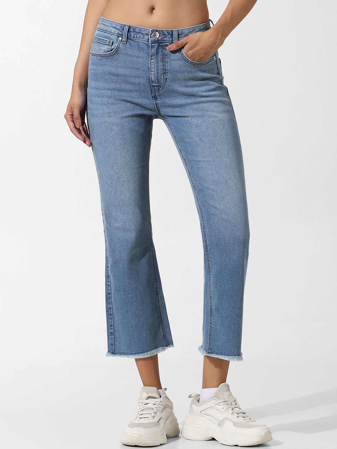 

ONLY Women Flared Mildly Distressed Light Fade Stretchable Jeans, Blue