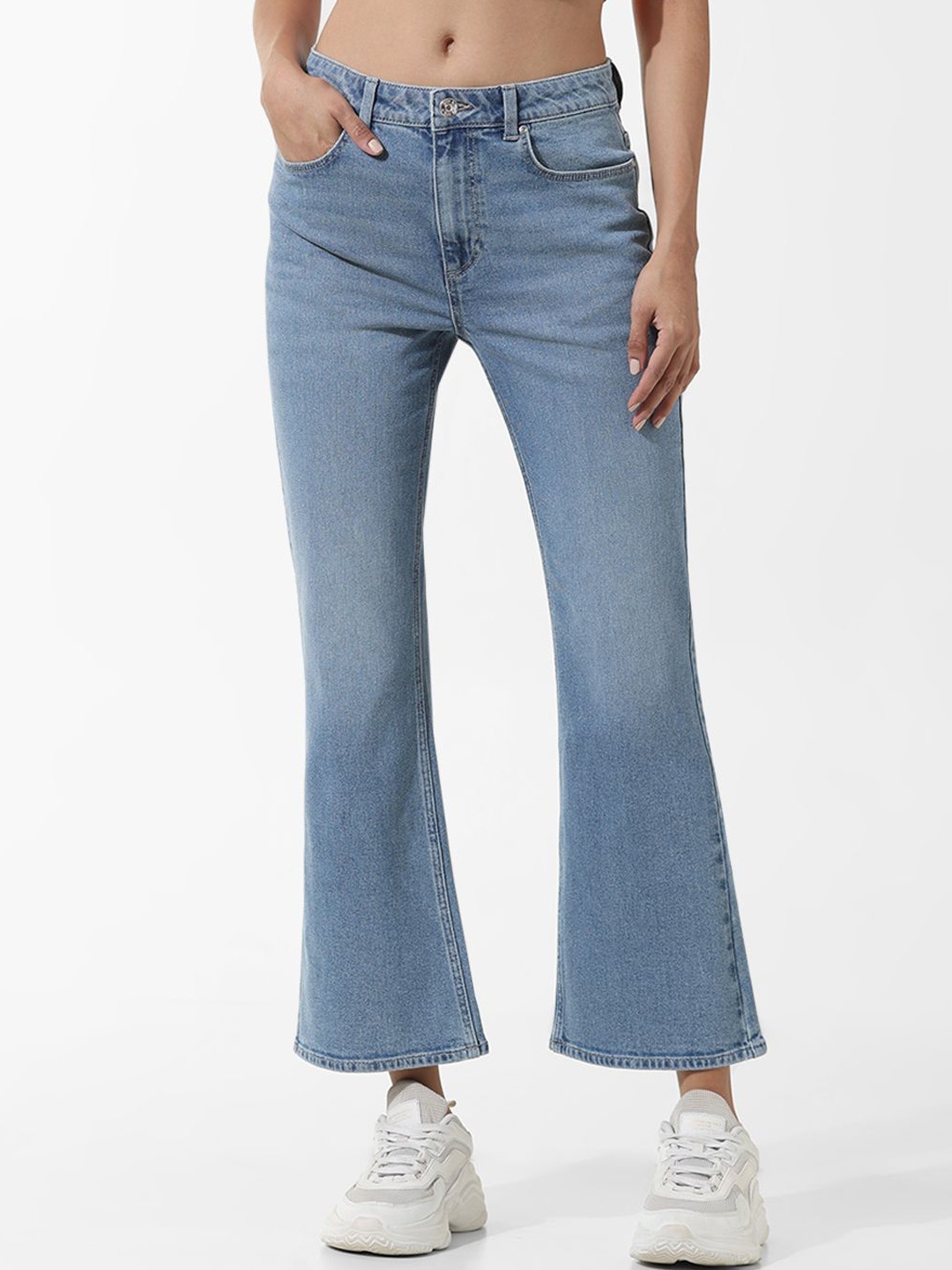 

ONLY Women Flared Low Distress Light Fade Stretchable Jeans, Blue