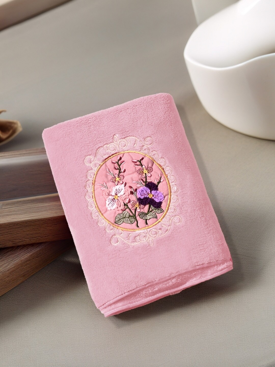 FABINALIV Pink & Purple 1 Printed Cotton 400 GSM Bath Towel