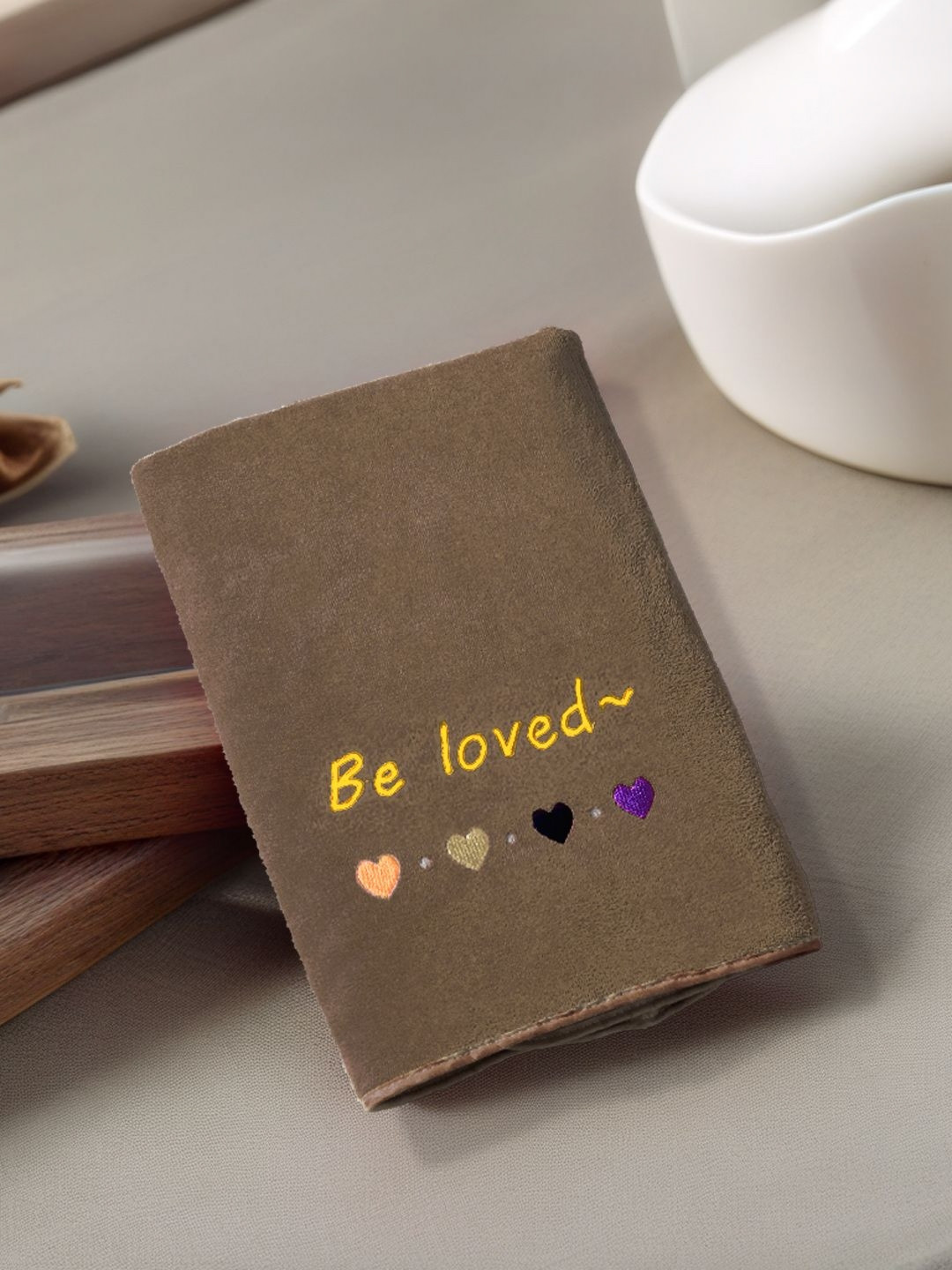 

FABINALIV Brown & Yellow 1 Printed Cotton 400 GSM Bath Towel