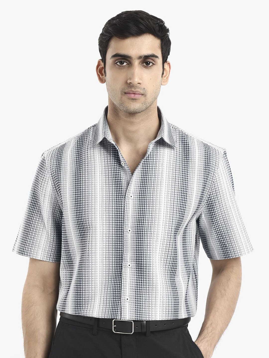 

RARE RABBIT Men Frawla Boxy Opaque Checked Shirt, Blue