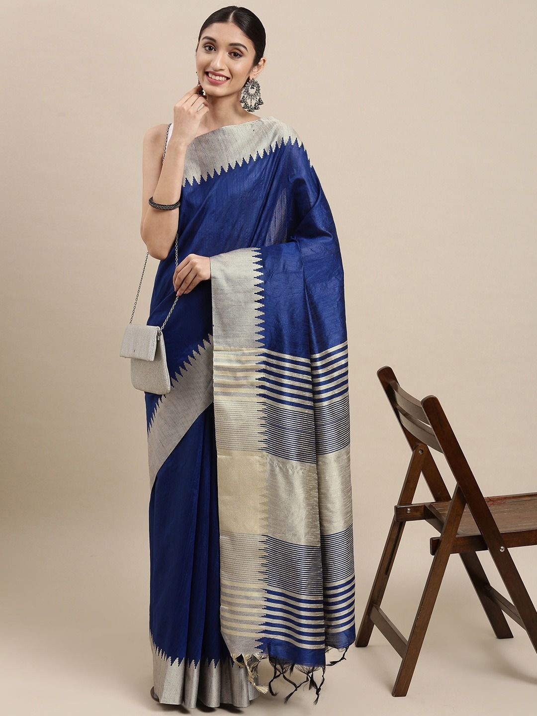 

Panzora Silk Blend Saree, Blue