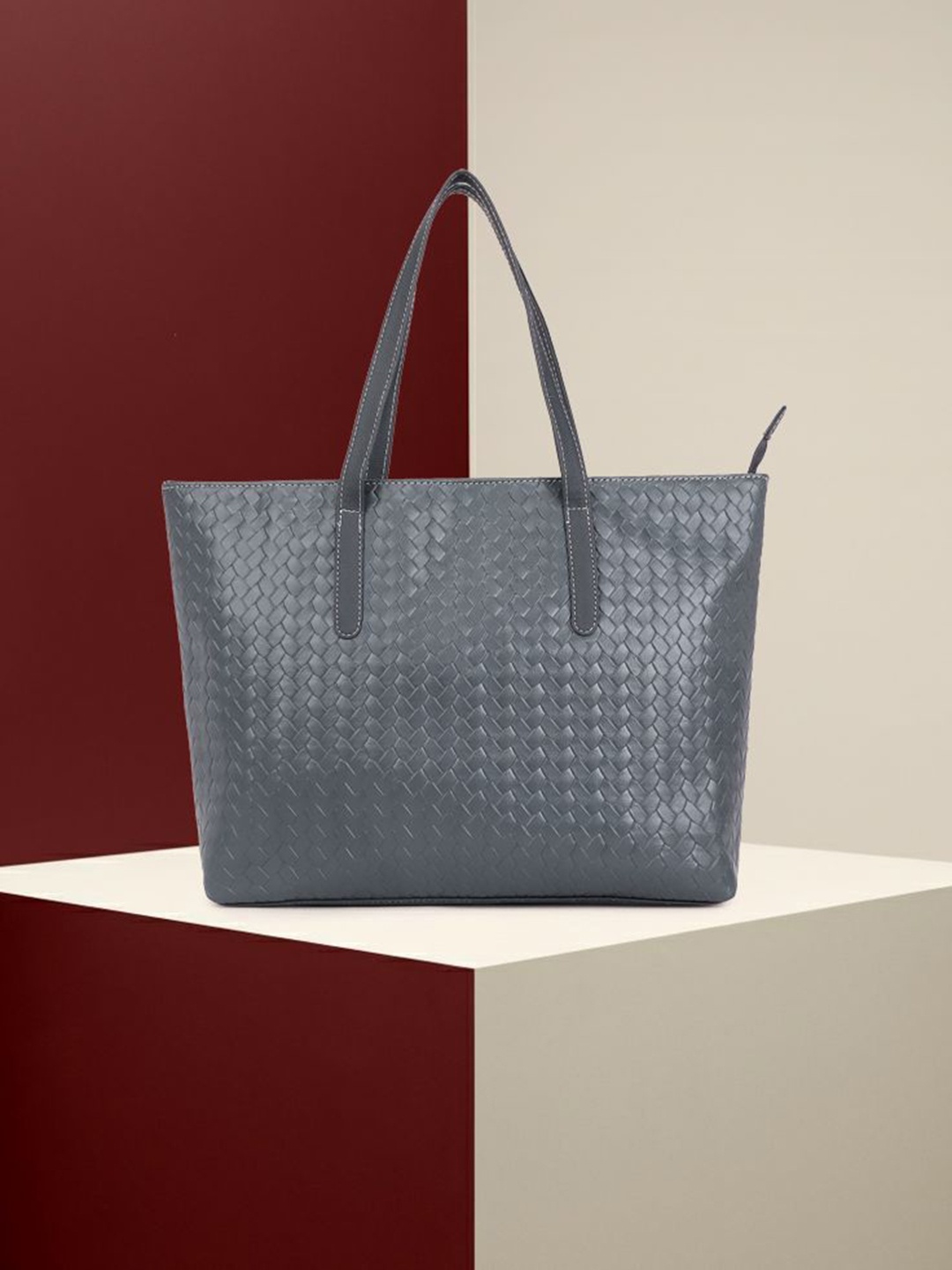 

OsaiZ Colourblocked Women PU Oversized Shopper Tote Bag with Quilted, Grey