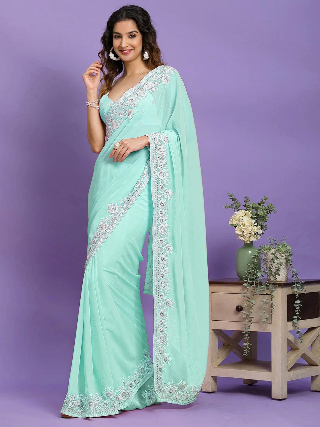 

Trendmalls Embroidered Pure Georgette Saree, Turquoise blue